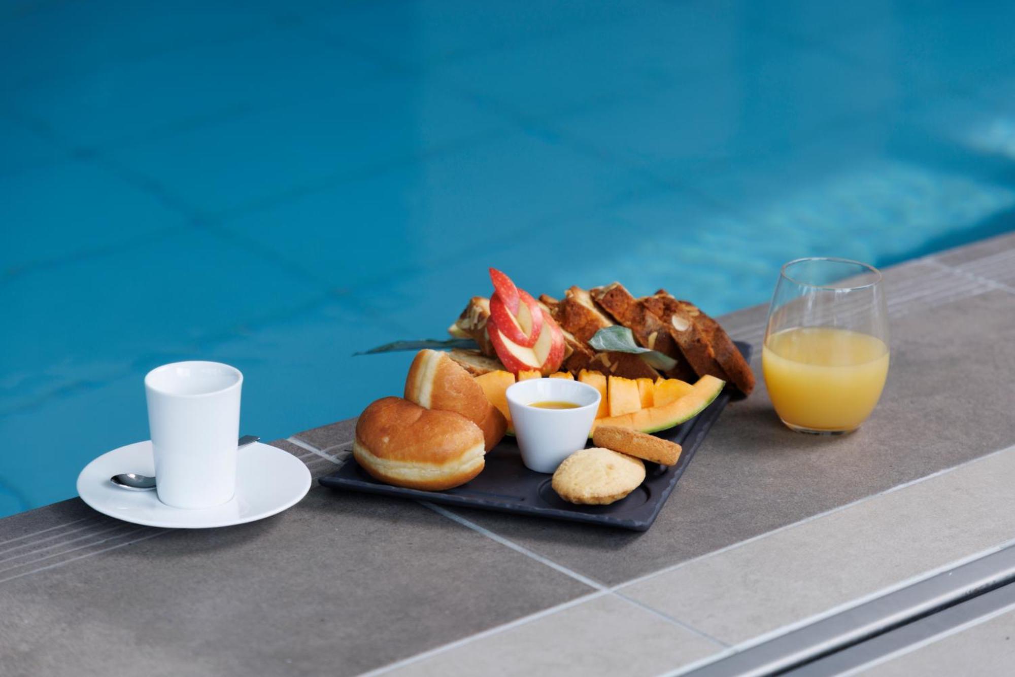 Les Boreales - Appart'Hotel & Restaurant Villers-sur-Mer Buitenkant foto